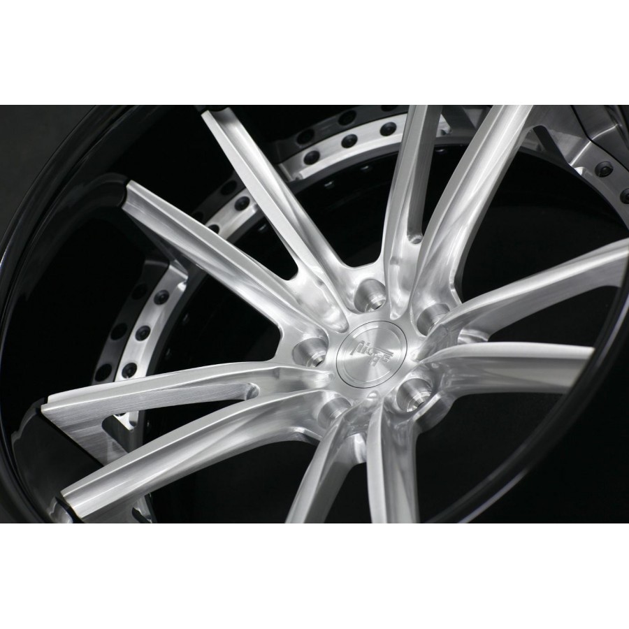 Модель Niche Bastille