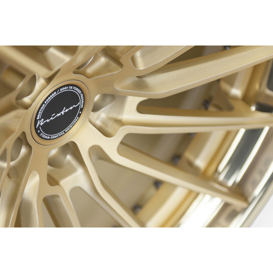 Модель Brixton Forged R15 TARGA SERIES