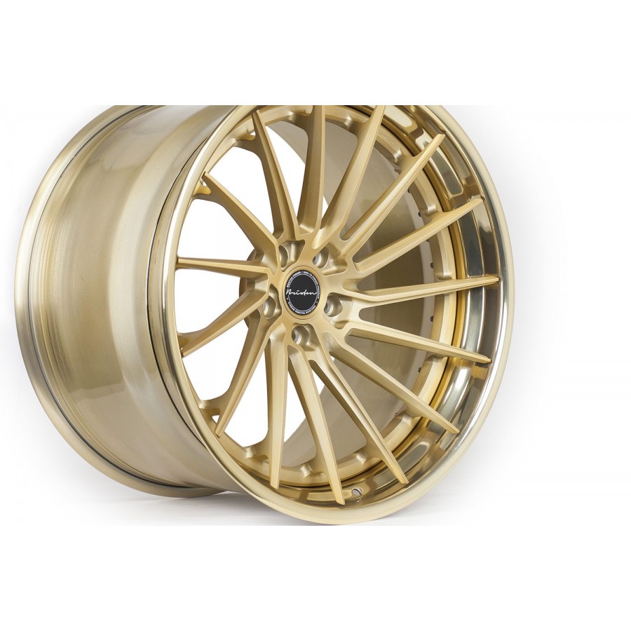 Модель Brixton Forged R15 TARGA SERIES