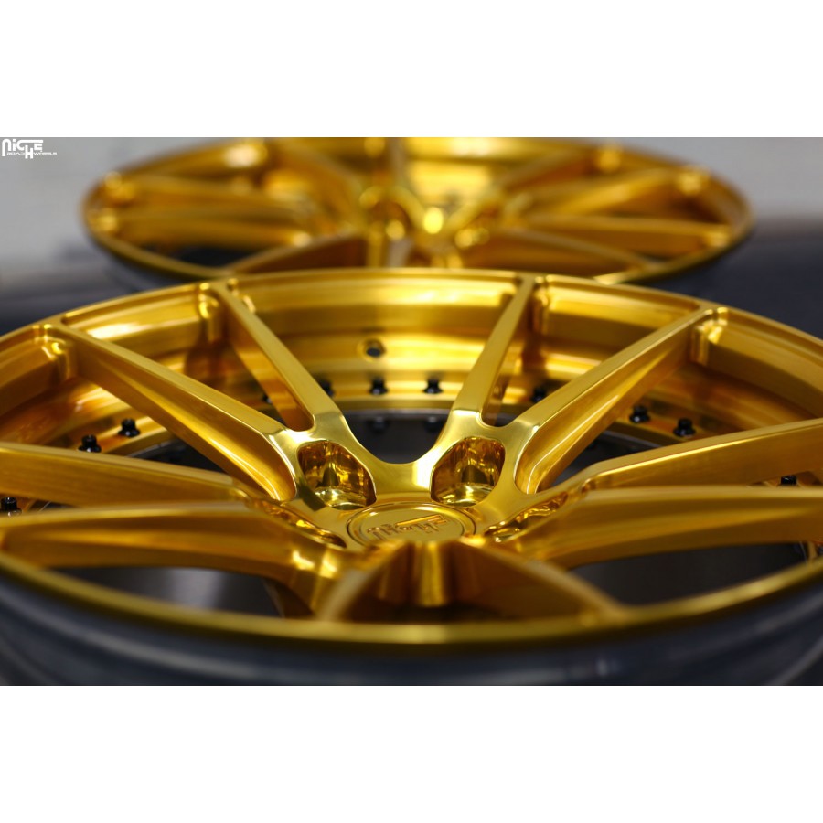 Модель Niche Grand Prix