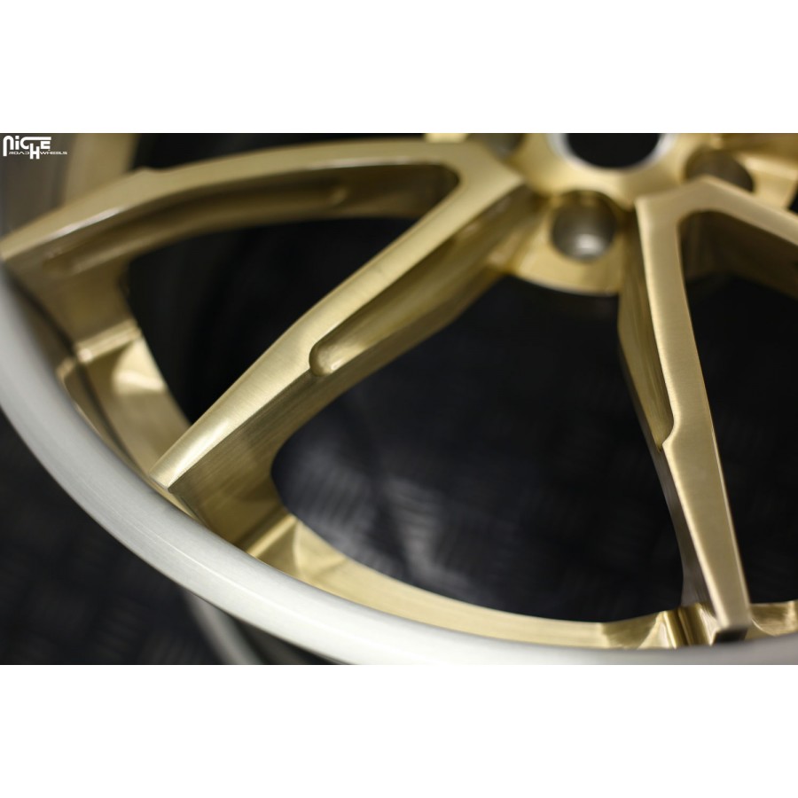 Модель Niche Monza