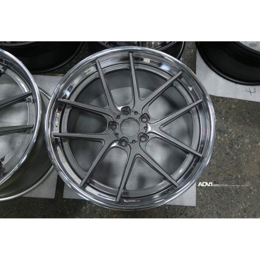 Модель ADV.1 ADV 5.0 Track Spec SL Series