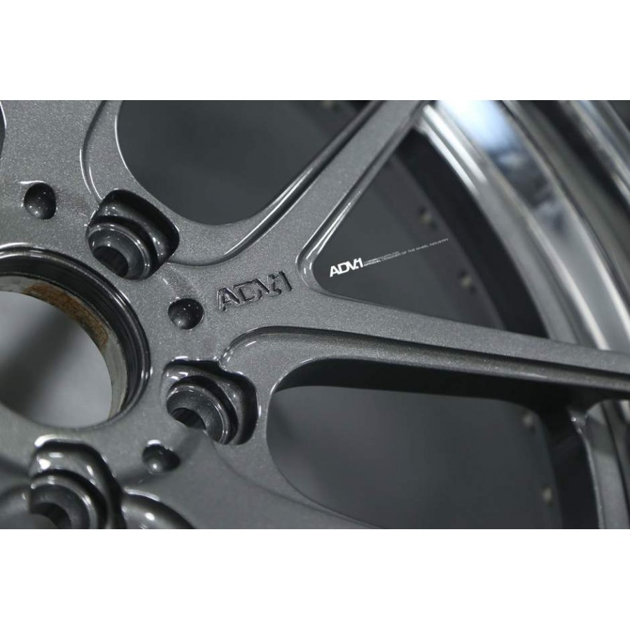 Модель ADV.1 ADV 5.0 Track Spec SL Series