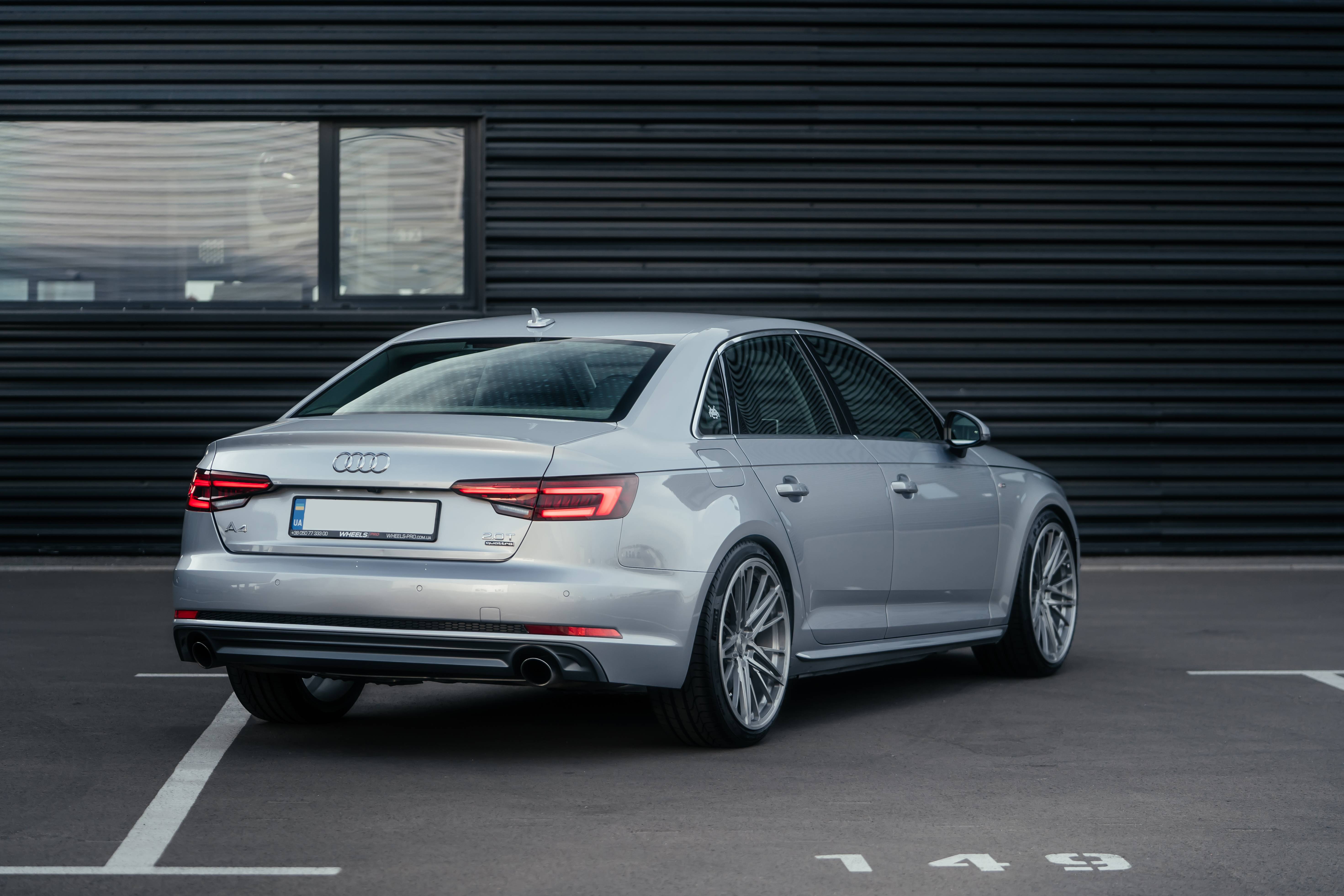 Audi A4 B9 на стильной и легкой ковке Advanced Forged MS9