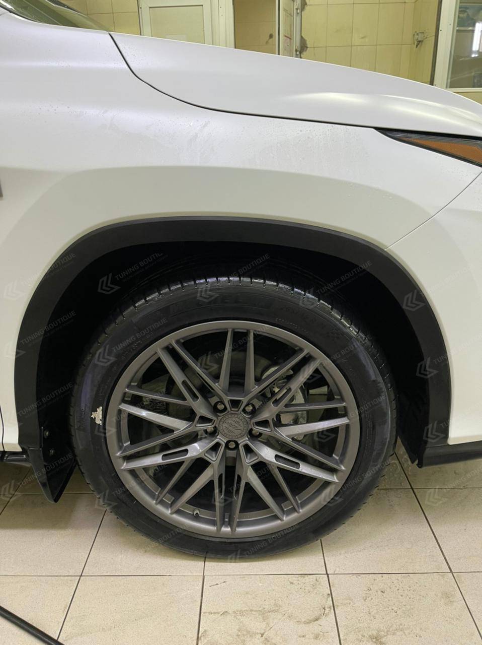 Топовая модель кованых дисков Advanced Forged MS10 на Lexus RX