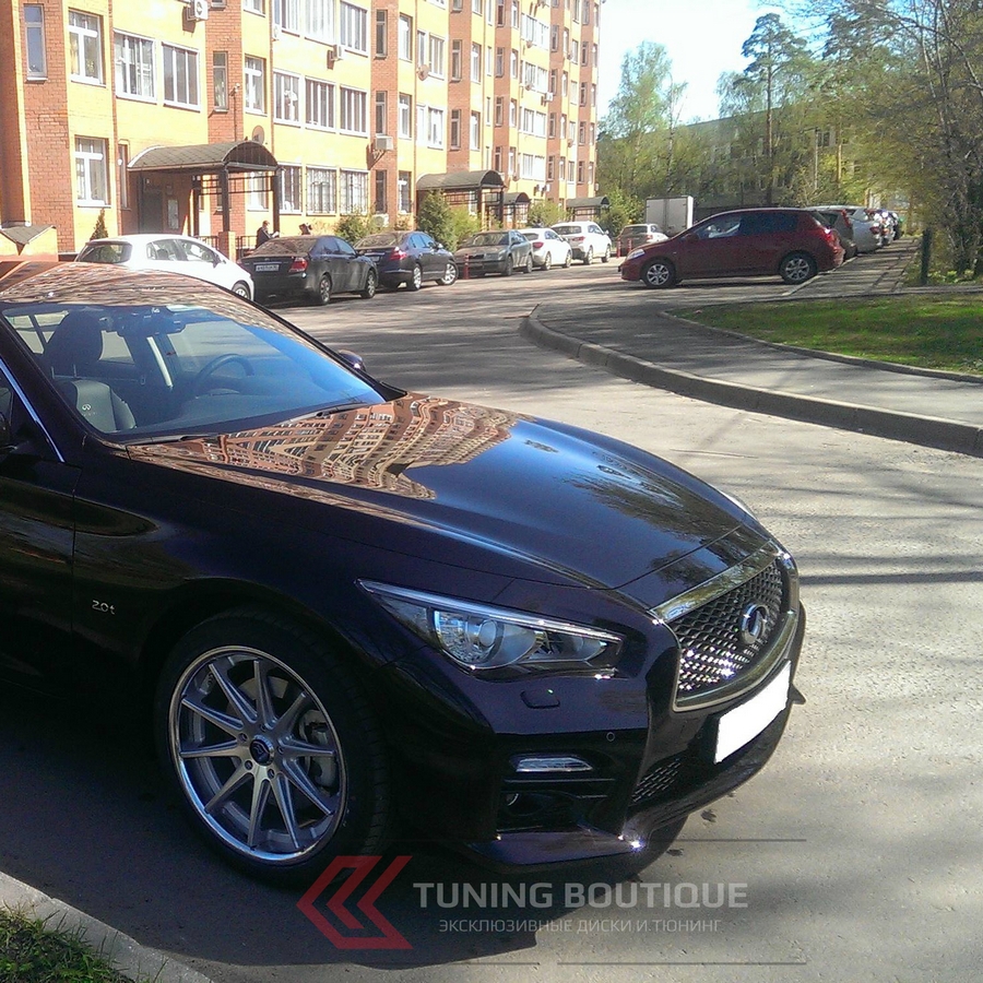 Infiniti Q50 на 19" дисках Rohana RC10 Silver  фото 2