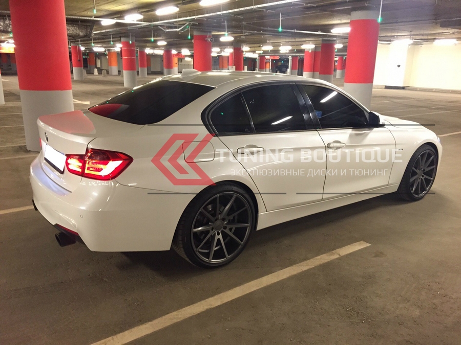 BMW 3 Series на 19" дисках Vossen VFS1 Matte Graphite фото 3