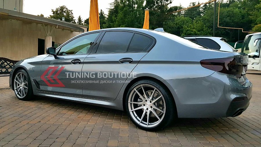 BMW 5 Series на 20" дисках Rohana RFX2 Brushed Titanium фото 2