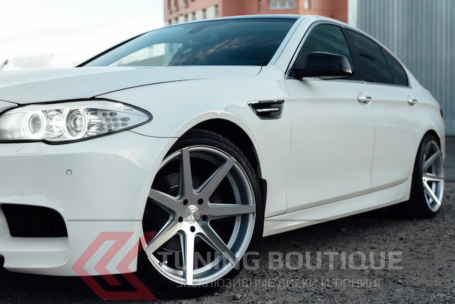 BMW 5 Series на 20" дисках Rohana RC7 Silver Polished фото 2