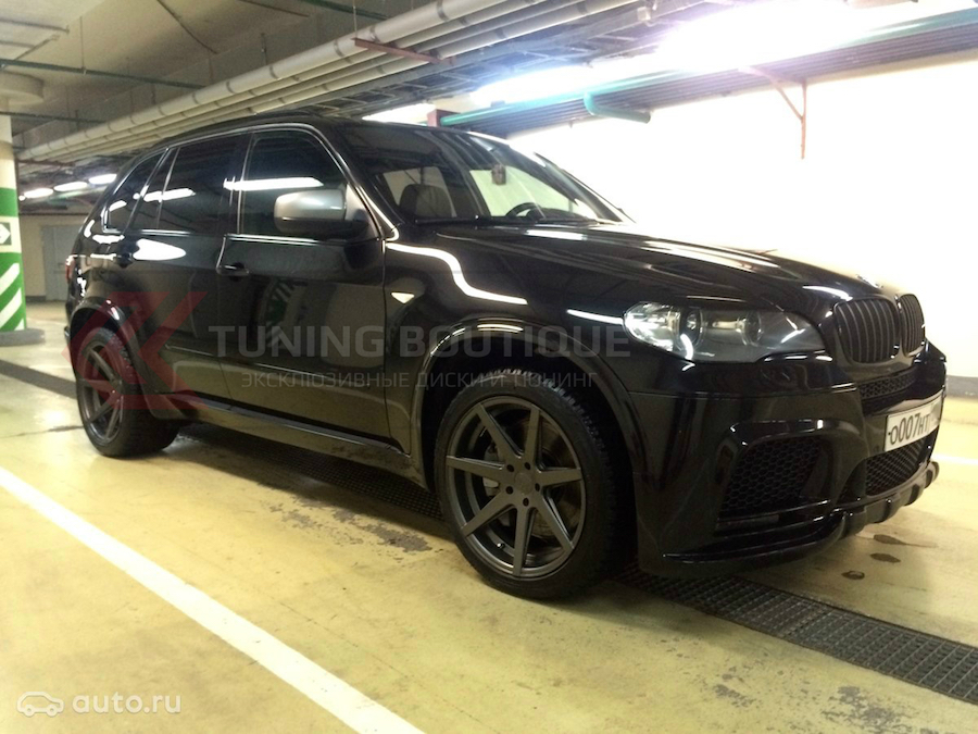 BMW X5 на 20" дисках Rohana RC7 Matte Graphite фото 2