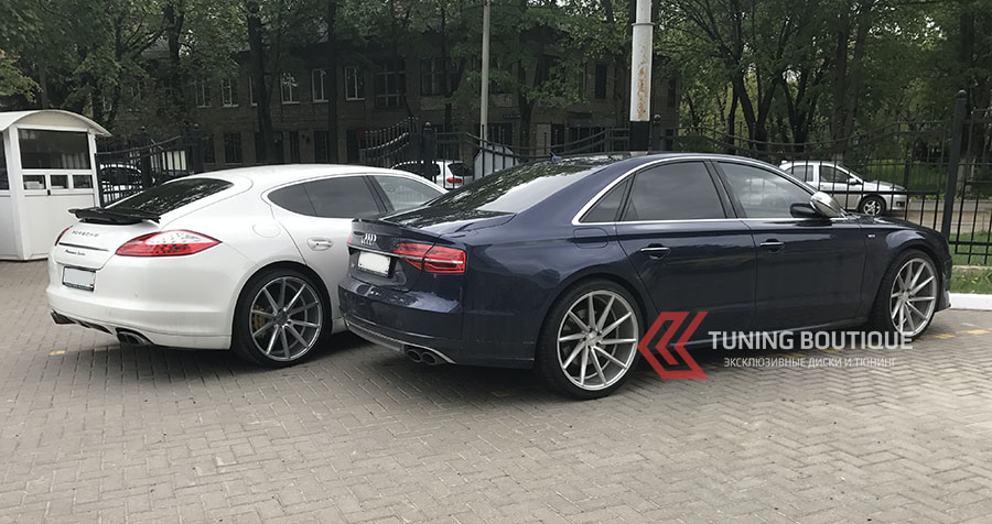 Audi A8 на 22" дисках Vossen CVT фото 1