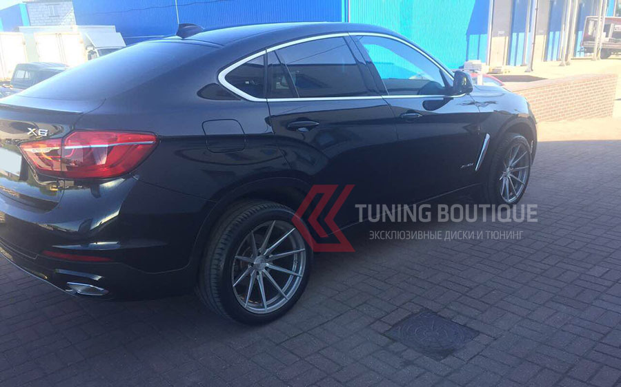 BMW X6 на 20" дисках Rohana RFX1 Brushed Titanium  фото 1