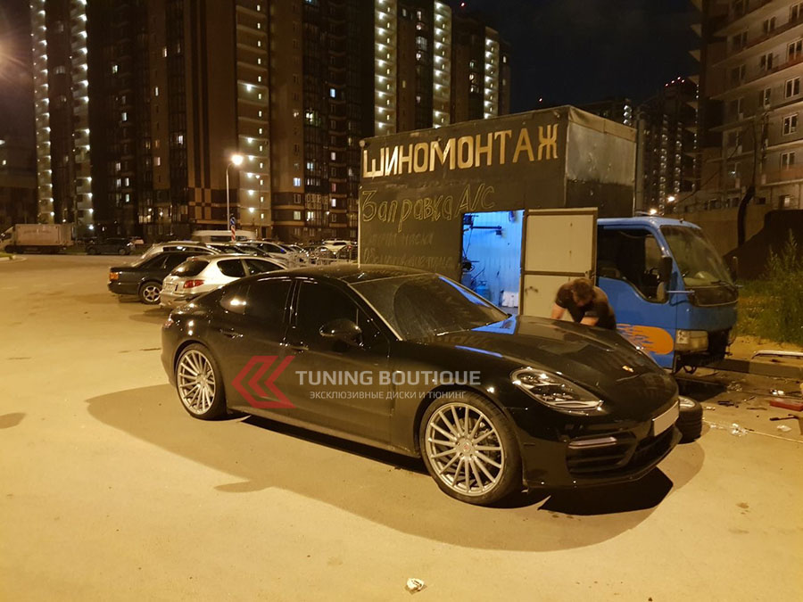 Porsche Panamera на 22" дисках Vossen VPS305  фото 3