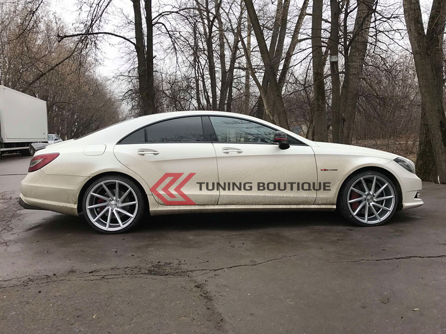 Mercedes CLS на 20" дисках Vossen CVT Silver фото 1