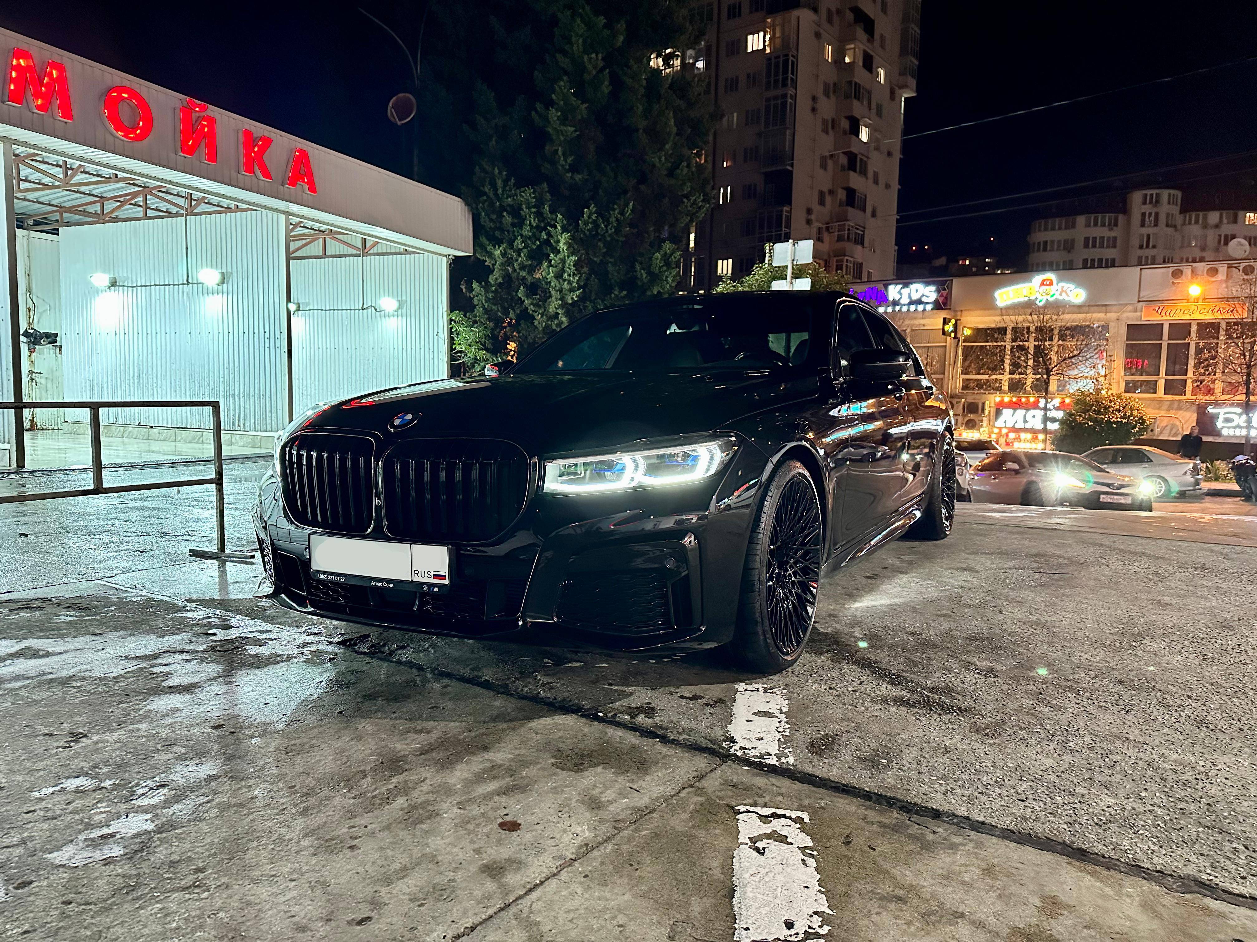 BMW 7 Series G11 на 21" кованых дисках Advanced Forged фото 1