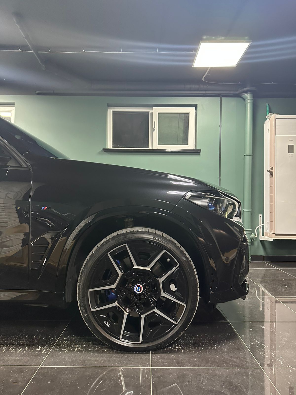 BMW X5 G05 M50d на кованых дисках нашего производства фото 1