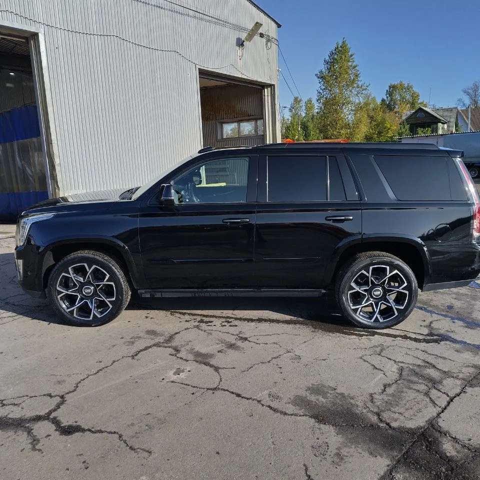 Cadillac Escalade на 22" кованых дисках нашего производства фото 3