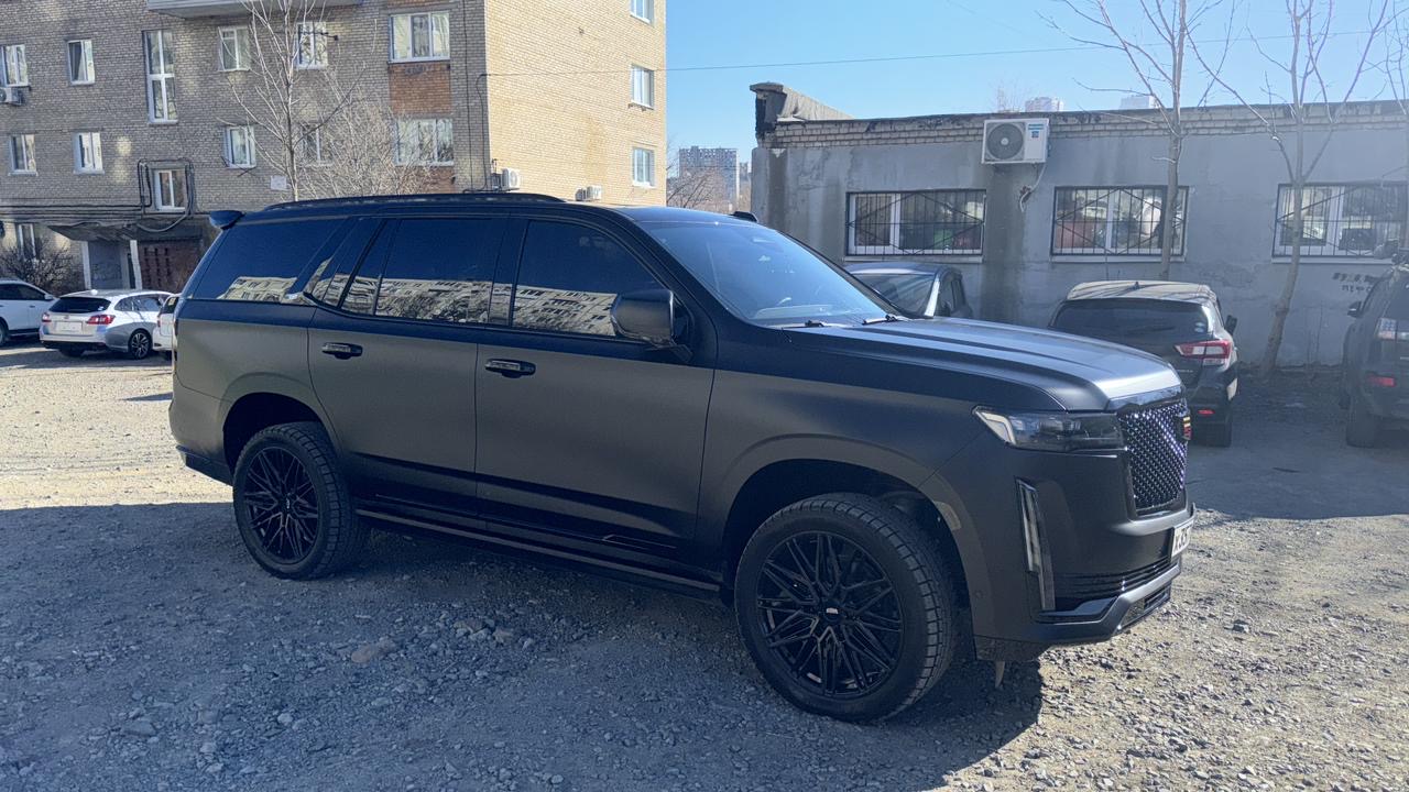 Cadillac Escalade на 22" кованых дисках нашего производства фото 3