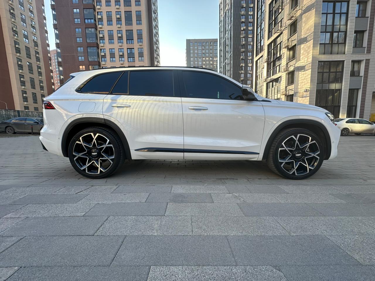 Geely Monjaro на 20" кованых дисках нашего производства	 фото 2