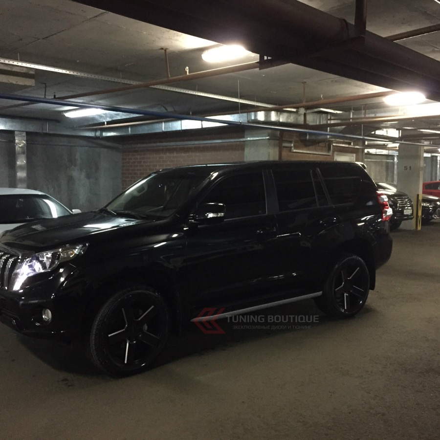 Toyota Land Cruiser Prado и 20" диски  KMC KM690 фото 1