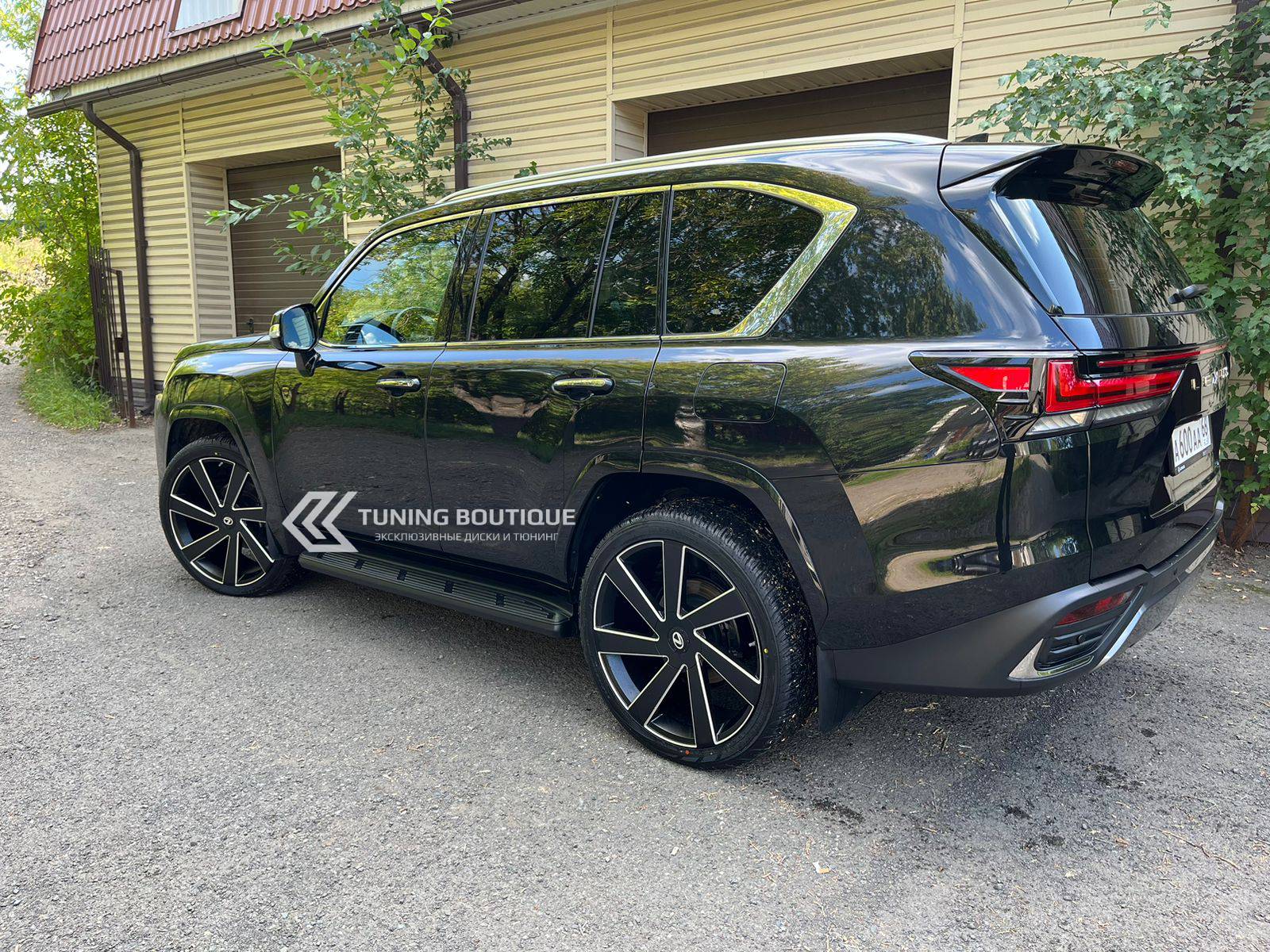 Lexus LX600 на 24" кованых дисках нашего производства фото 4
