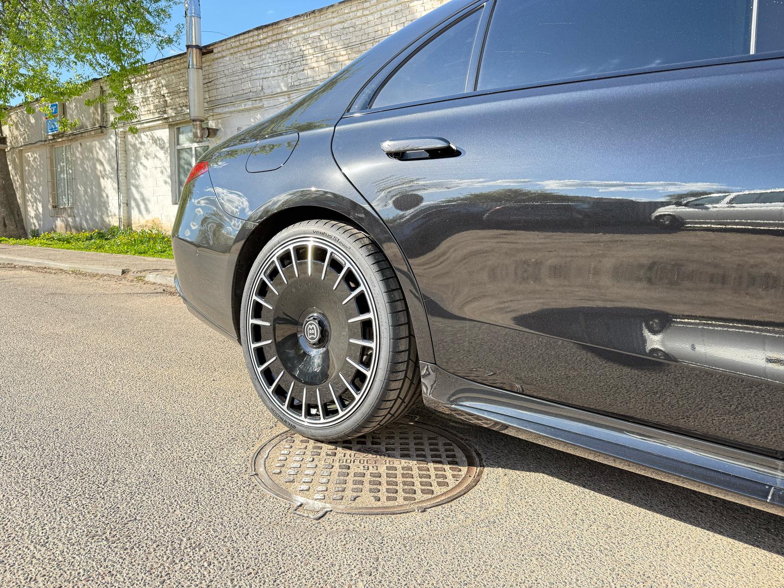 Mercedes S Class W223 на 21" кованых дисках нашего производства в стиле Brabus фото 2