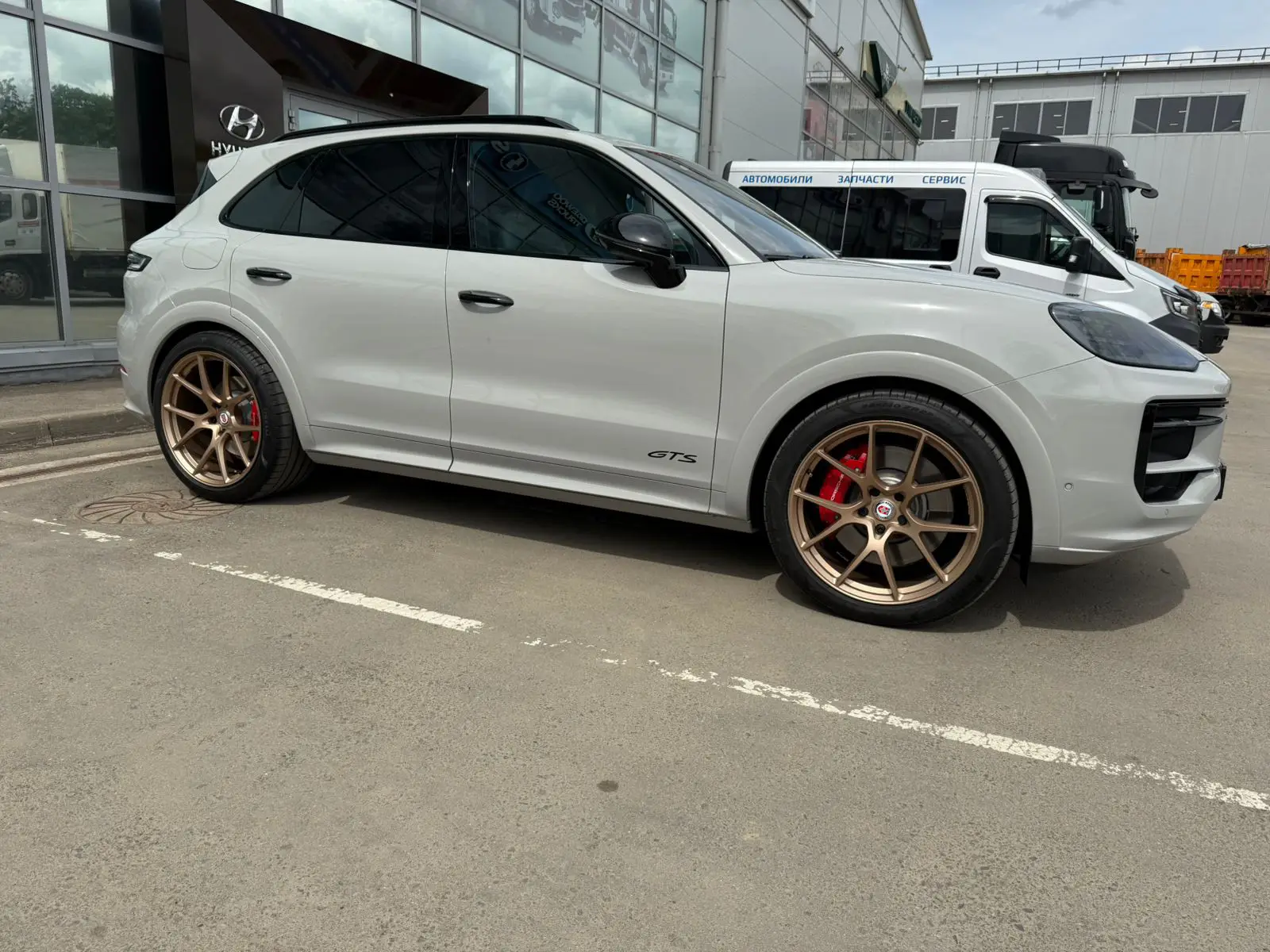 Porsche Cayenne на 22" кованых дисках нашего производства фото 3