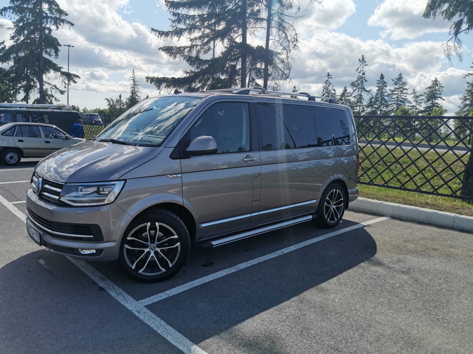 VW Multivan на 19" кованых дисках нашего производства	 фото 2